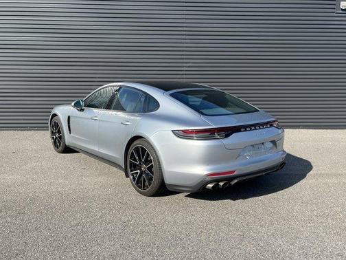 2021 Porsche Panamera Base