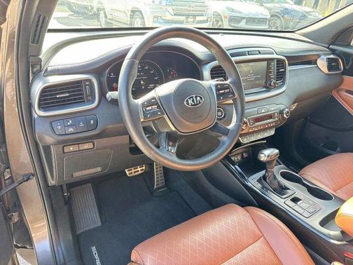 2019 Kia Sorento SX