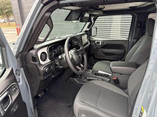 2025 Jeep Wrangler 4xe Sport