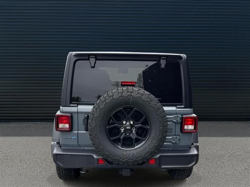 2025 Jeep Wrangler 4xe Sport