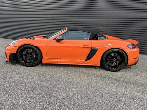 2024 Porsche 718 Spyder RS