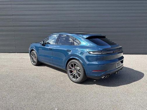 2024 Porsche Cayenne S Coupe AWD