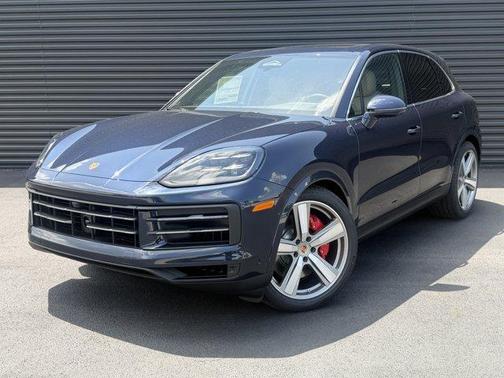 Blue Metallic 2026 Porsche Cayenne S