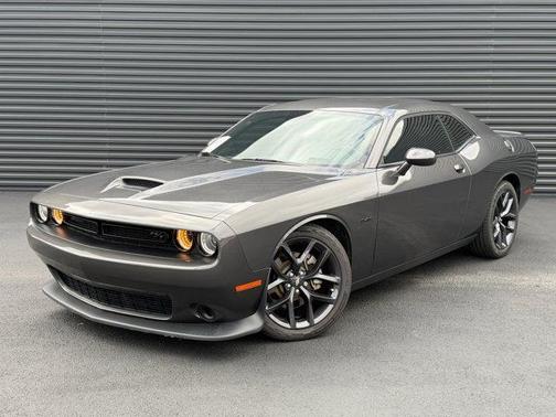 Granite Pearlcoat 2023 Dodge Challenger R/T