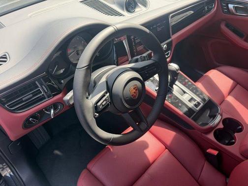 Volcano Grey Metallic 2026 Porsche Macan S