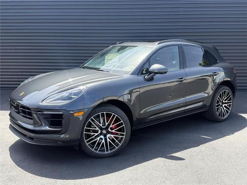 Volcano Grey Metallic 2026 Porsche Macan S