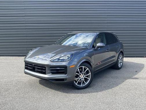 2025 Porsche Cayenne Base