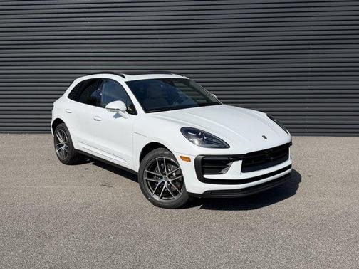 Carrara White Metallic 2026 Porsche Macan Base