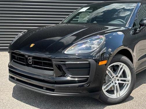 2025 Porsche Macan 