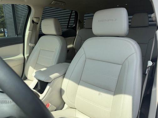 Summit White 2023 GMC Acadia Denali