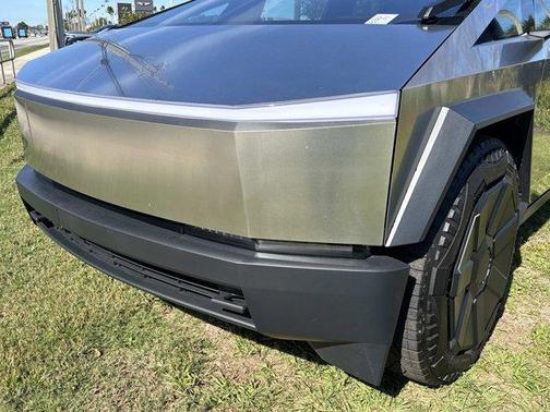 2024 Tesla Cybertruck Base