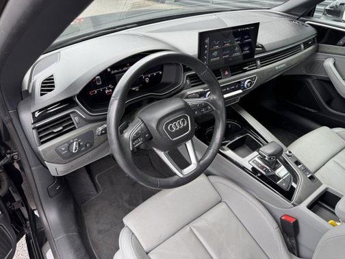 2024 Audi A5 45 S line quattro Premium