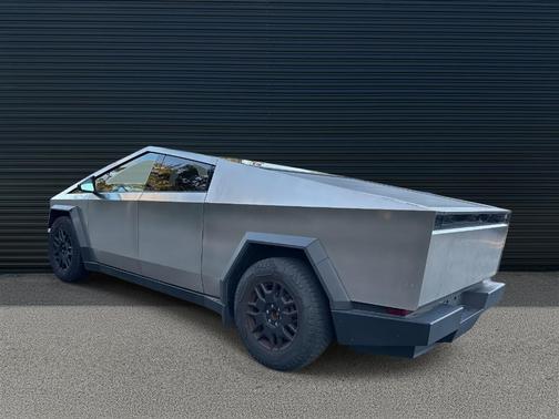 2024 Tesla Cybertruck Base