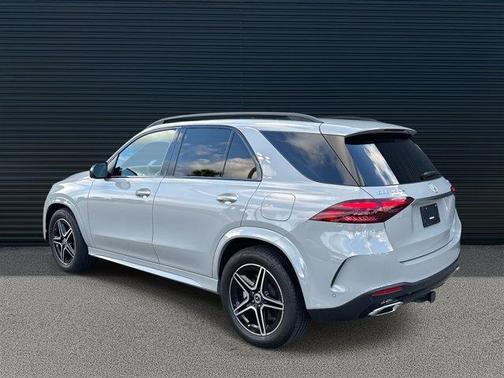 2025 Mercedes-Benz GLE 450e 4MATIC
