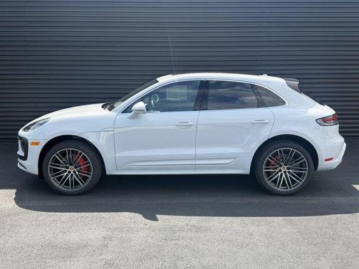 Carrara White Metallic 2026 Porsche Macan S