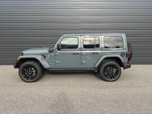 Anvil Clearcoat 2025 Jeep Wrangler 4xe Sahara