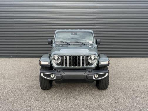 Anvil Clearcoat 2025 Jeep Wrangler 4xe Sahara