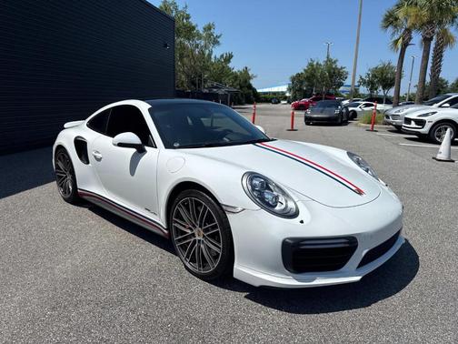 2017 Porsche 911 Turbo