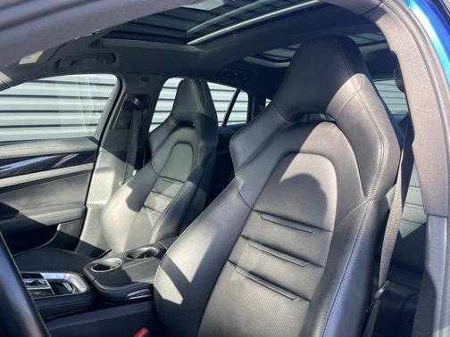 2018 Porsche Panamera 4S