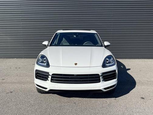 2023 Porsche Cayenne Platinum Edition