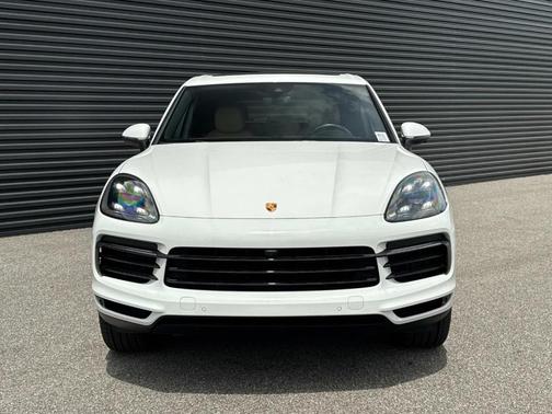 2021 Porsche Cayenne Base