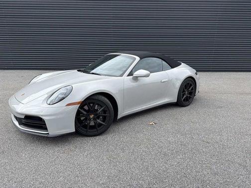 2025 Porsche 911 Carrera