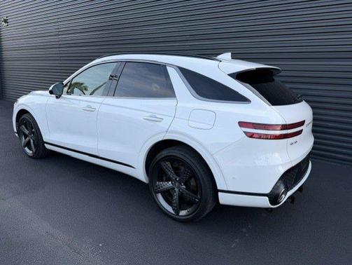 Uyuni White 2024 Genesis GV70 3.5T Sport