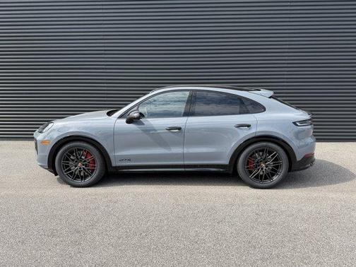 2026 Porsche Cayenne GTS