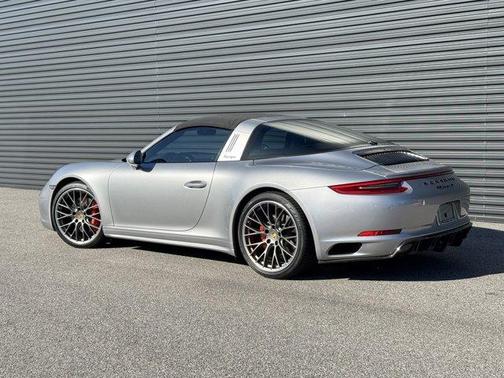 2019 Porsche 911 Targa 4S