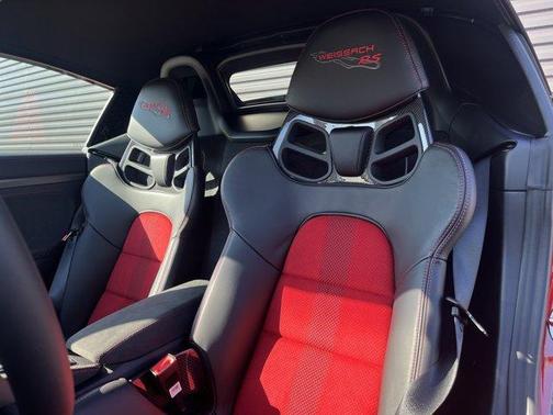 2025 Porsche 718 Spyder RS