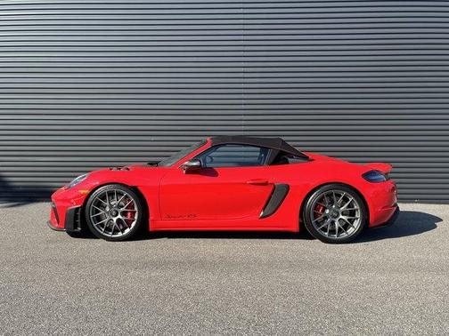 2025 Porsche 718 Spyder RS