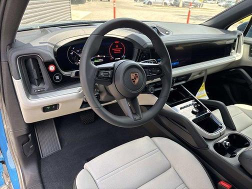 2026 Porsche Cayenne AWD