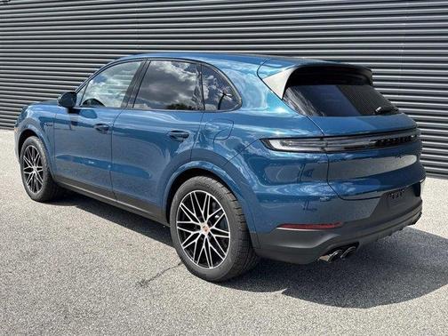 2026 Porsche Cayenne AWD