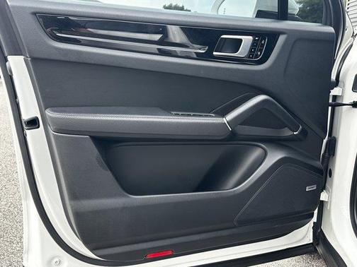 2020 Porsche Cayenne Base