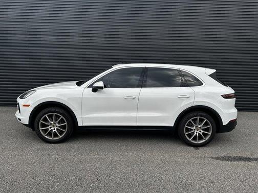 2020 Porsche Cayenne Base