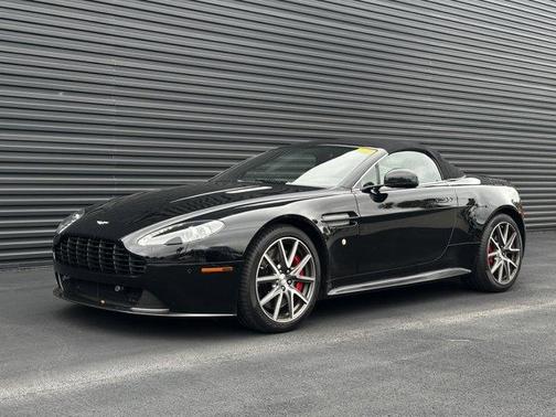Jet Black 2012 Aston Martin V8 Vantage S Base