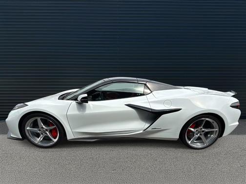 2025 Chevrolet Corvette E-Ray