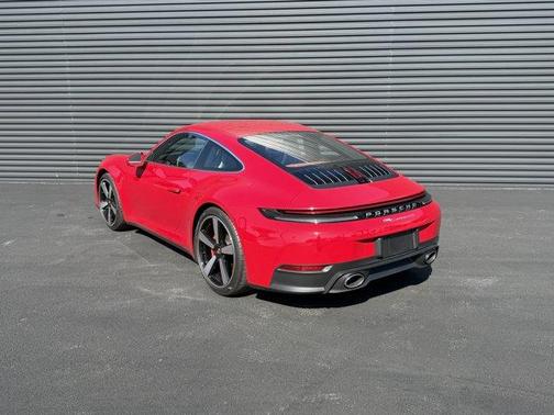 2026 Porsche 911 Carrera 4S