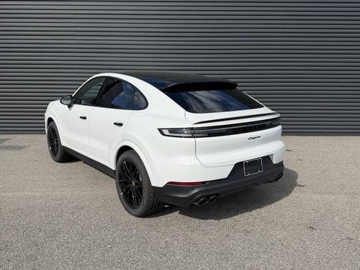 2026 Porsche Cayenne AWD