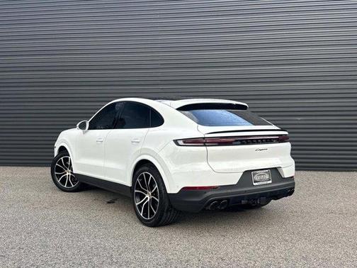 2024 Porsche Cayenne AWD
