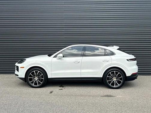 2024 Porsche Cayenne AWD