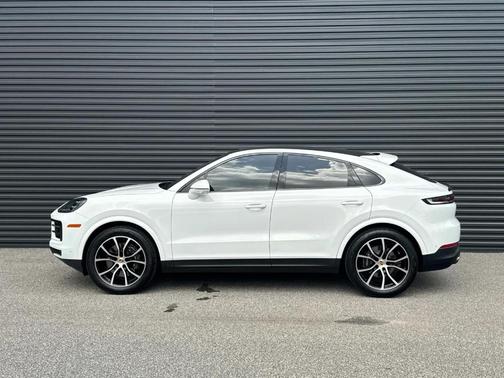 2024 Porsche Cayenne AWD
