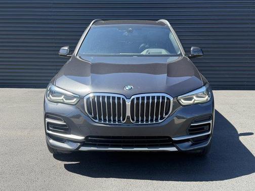 Dark Graphite Metallic 2023 BMW X5 xDrive40i