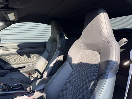 2026 Porsche 911 Carrera GTS