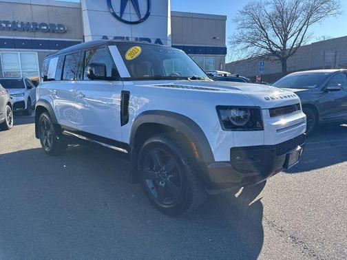 2023 Land Rover Defender 110 V8