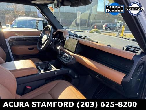 2023 Land Rover Defender 110 V8