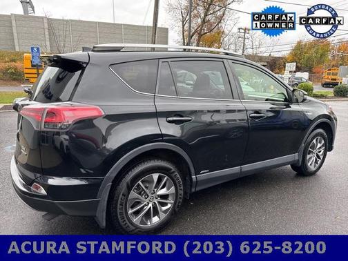 2018 Toyota RAV4 Hybrid XLE