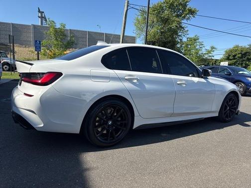2019 BMW 330 xDrive