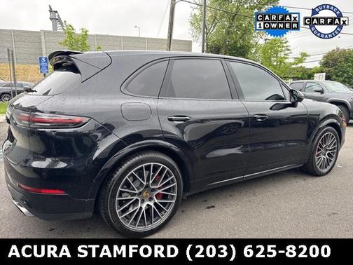 2020 Porsche Cayenne Turbo