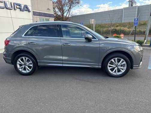 2022 Audi Q3 45 S line Premium Plus